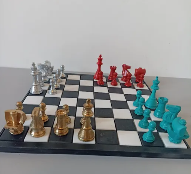 Chaturanga 4-player chess — alt view