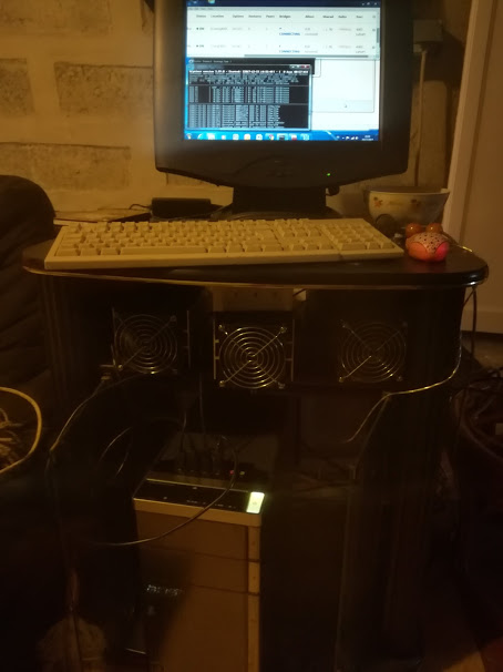 Crypto mining rig