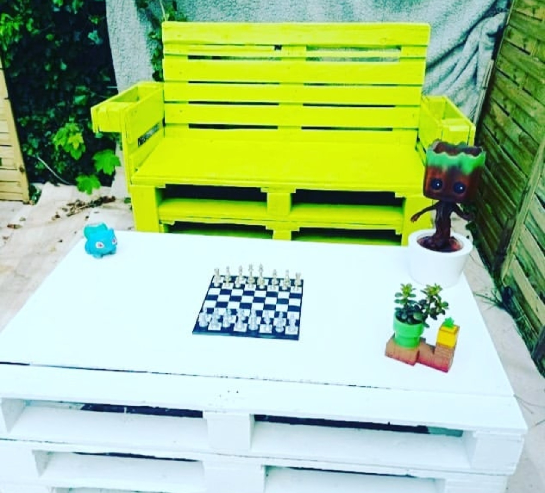 DIY bench and table